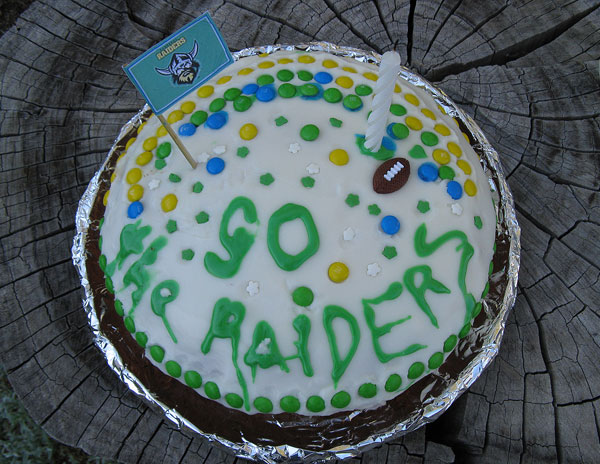 A Raiders Birthday cake