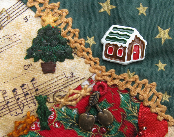 Tree, Gingerbread house and Cerry charms